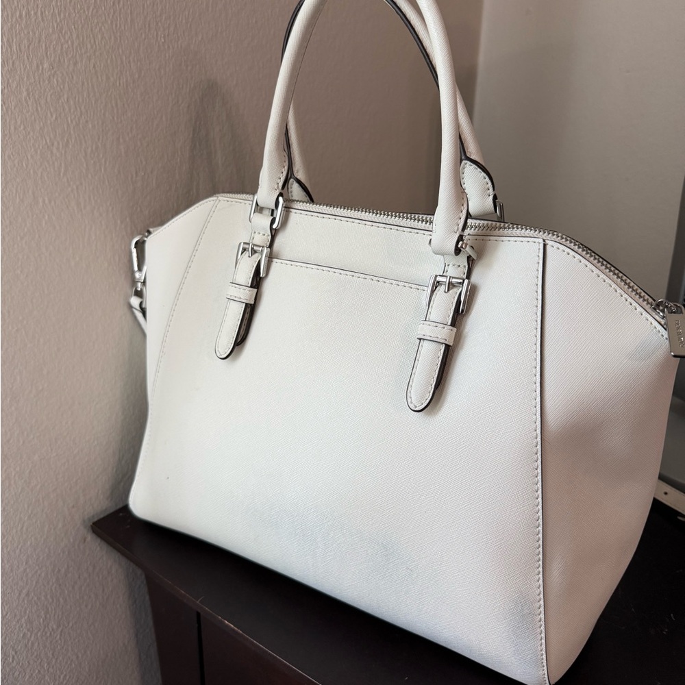 Michael Kors White Saffiano Leather Dome Satchel with Silver Hardware - Picture 3 of 6